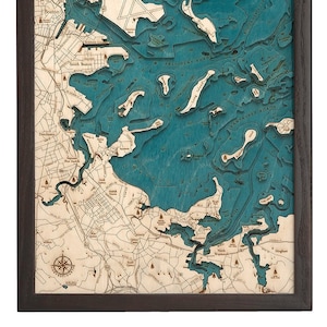 Carte/carte de profondeur topographique en bois sculpté du port de Boston - Plusieurs choix de couleurs