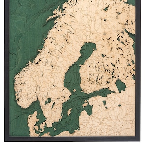 Carte/carte de profondeur topographique sculptée en bois de Scandinavie