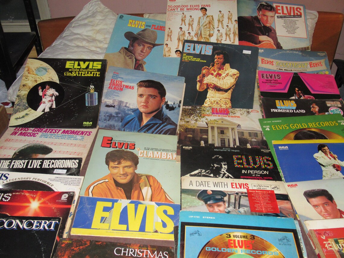 70 ELVIS PRESLEY RECORD Albums Vinyl King Photo on Covers Etsy