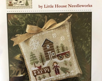 Little House Needleworks/ Farmhouse  Christmas / PINEWOOD FARM / cross stitch chart / counted cross stitch pattern / pattern only