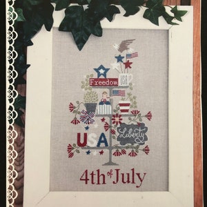 Madame Chantilly / CELEBRATE 4th of JULY / cross stitch chart / counted cross stitch / pattern only