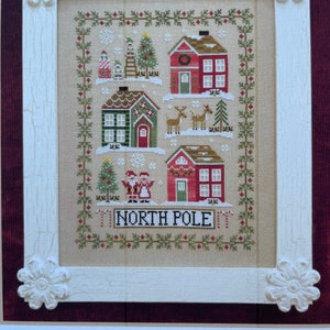 Country Cottage Needleworks/ GREETINGS from the NORTH POLE / cross stitch chart / pattern only