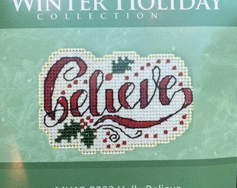 Mill Hill Kit / HOLLY BELIEVE / Winter Holiday Collection / Counted Glass Bead Kit