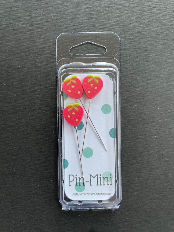 コスプレ小物 strawberry Amazon.com: JSGHGDF Cute Strawberry Keychain Phone Charm