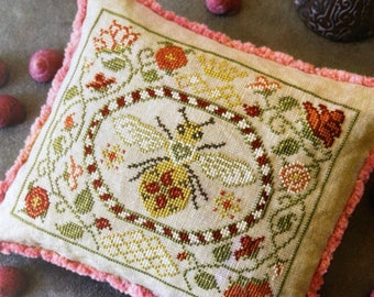 TUDOR Bee by Blueflower Stitching / cross stitch chart / pattern only
