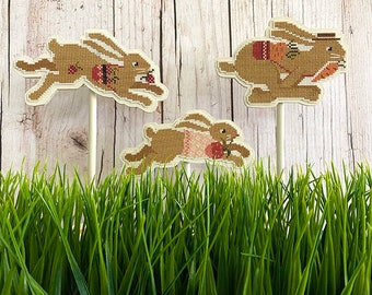 Bunny Thieves by Teresa Kogut / cross stitch pattern