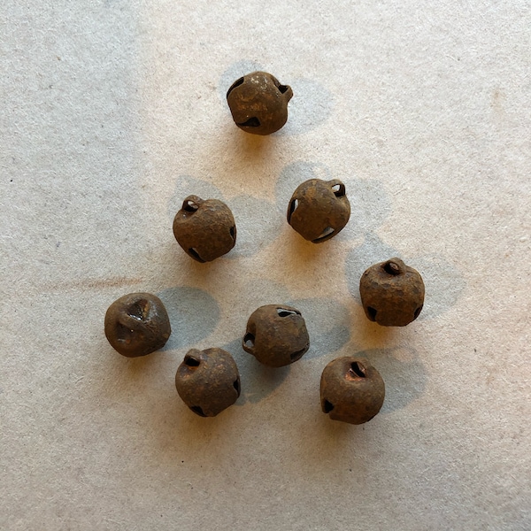 Lot De 200 Grelots Laiton Antique 11-12 Mm – Style Steampunk, Pour Créations Et Déco