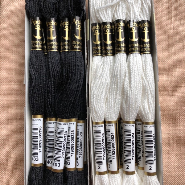 Anchor Floss / Black or White / Stranded Cotton / 8m