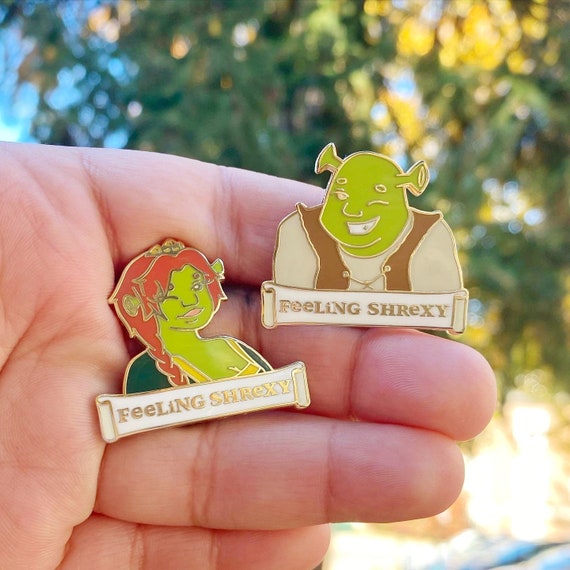 Feeling Shrexy Enamel Pin Shrek and Fiona Pin 