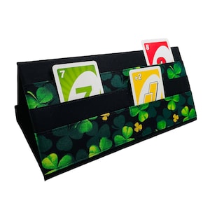 Schwarz mit Shamrocks Bingo Pull Tab Halter, Spielkartenhalter, Schwarz und Grün Halter für Pull Tabs und Spielkarten