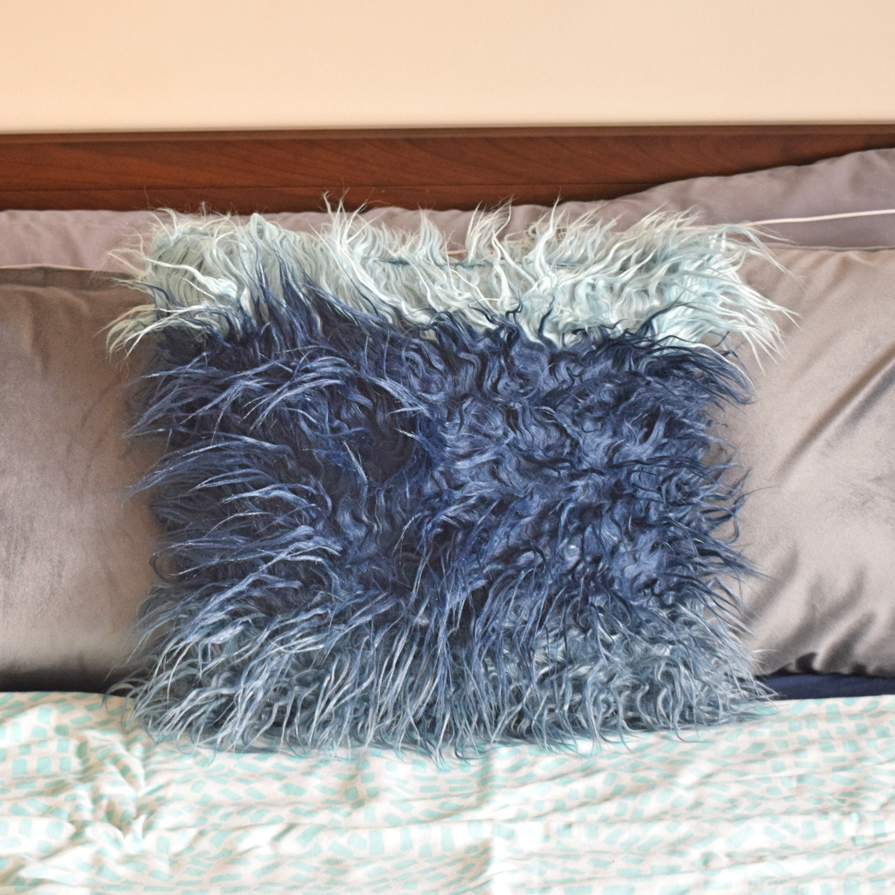 Blue faux fur pillow hotsell