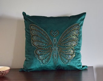 Funda de cojín de terciopelo verde con diseño de mariposa y lentejuelas