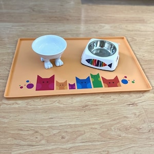 Designer Silicone Cat Mats! Make your cat happy, keep your kitchen floor clean!