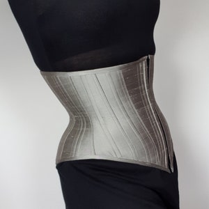 Upping your corsetry game - a trouble-shooting guide and 15 page partner to the construction manual