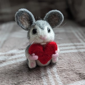Valentine Mouse/ Needle Felted/ Mouse with Heart/ Collectible/ Unique/ Handmade gift/ Unique/ Wool/ Sculpture/ Figurine/felt