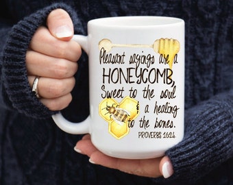 Scripture Mug - JW Gifts - Christian Mug - Bible Verse Mug - JW Mugs - Honey Bee Gifts - Proverbs - Gift for Her - Spanish Mug - Honeycomb