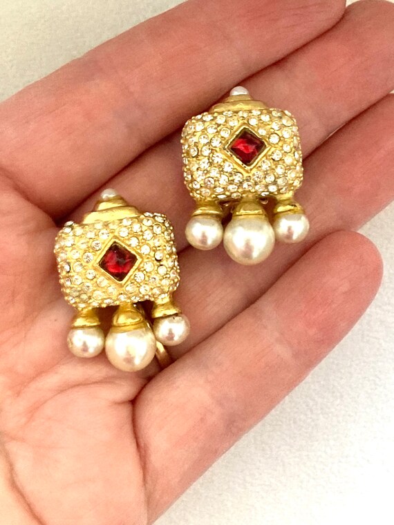 Roxanne Assoulin Gold Tone With Pearls and Crystal Clip-on