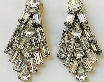 Vintage Clear Rhinestone Chandelier Dangle Clip On Earrings