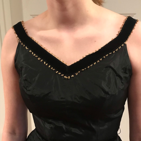 Vintage 1950’s Black Taffeta Velvet Sleeveless Pa… - image 7