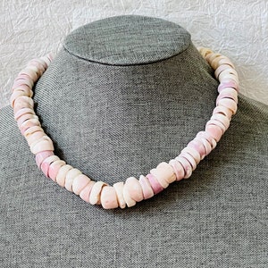Vintage Hawaiian Puka Shell Necklace, Purple Hued Shells, 18 Inch Length Necklace
