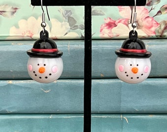 Winter Holiday Frosty Snowman Dangle Wire Earrings, Novelty Earrings