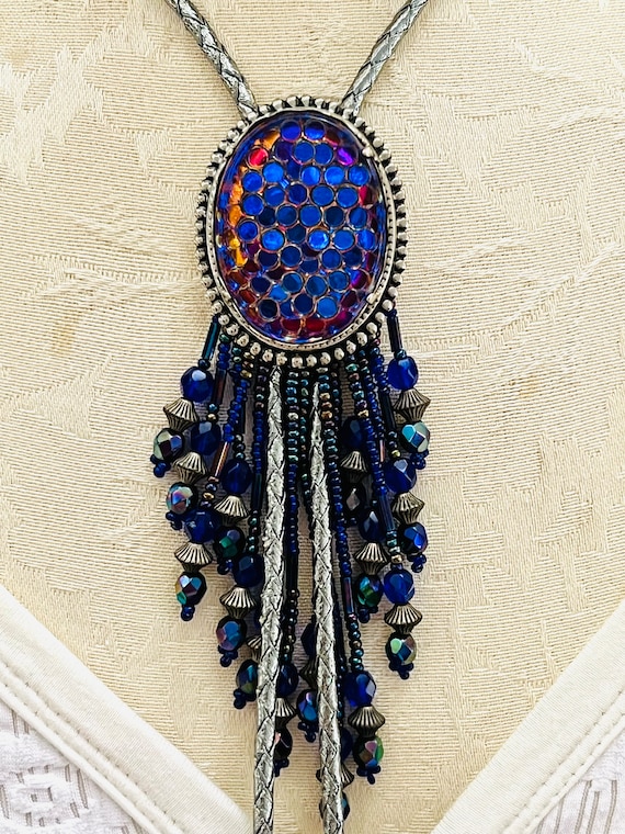 Western Jewelry Women’s Beaded Bolo Tie, Blue Bolo