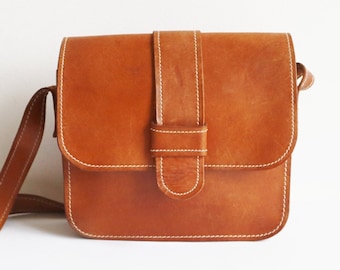 VISONE クロスボディバッグ フラッシュ フォックス クロスボディバッグ | Maison Kitsuné