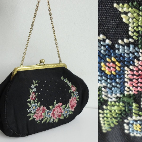 Mycket vacker 50-tals broderad vintagehandväska med röda rosor // Unik