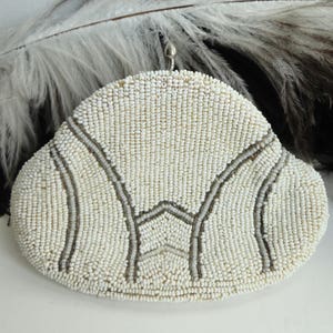 Beau portefeuille blanc vintage des années 40//motif gris
