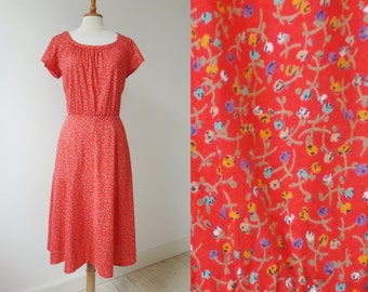 Red 70s Vintage Summer Dress With Green Orange Purple & White Flowers
