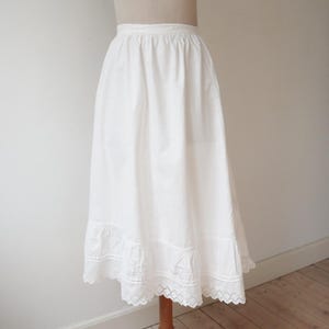 White Edwardian Petticoat/Skirt // Broderie Anglaise Ribbon // Cotton // Antique Skirt Size XS