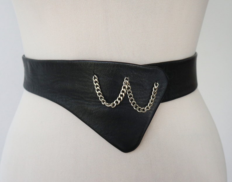 80s Vtg Leather Belt With Silver Metal Chains