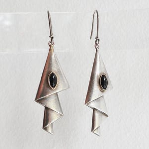 Silver/Black Vtg. Dangle Earrings