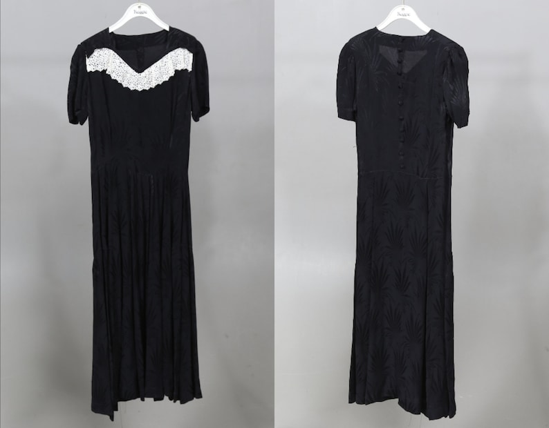 Black 40s Vintage Maxi Dress With White Lace Bows // Buttoned Back // Vibrant Leaf Pattern image 2