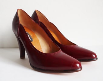 Beautiful Dark Red DEADSTOCK Vtg. Leather Pumps // Gabor // Size 39