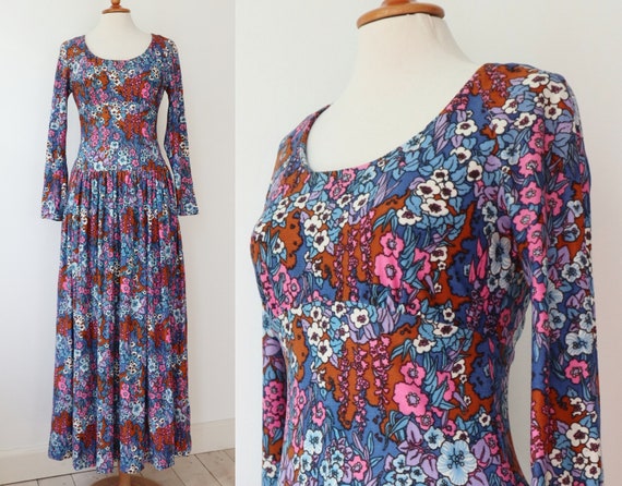 Blue 70s Maxi Dress With Dropwaist // Flowers In P