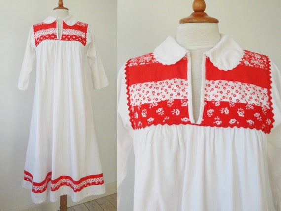 White 70s Vintage Corduroy Dress With Peter Pan C… - image 1