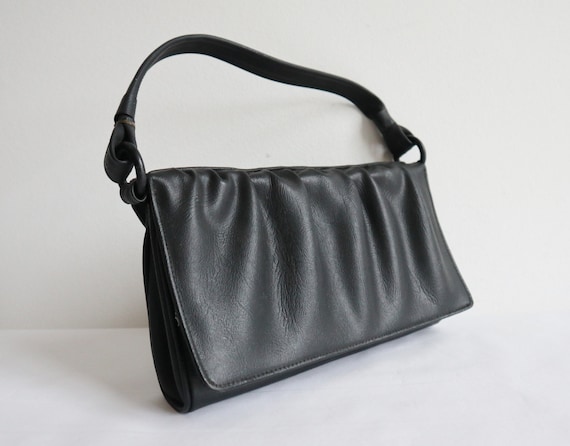 Black 50s Vintage Shoulder Bag With Drapes // Vega