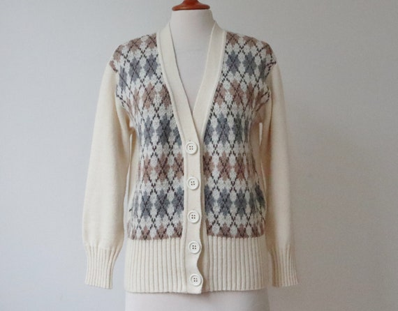 Ivory 70s Vintage Cardigan With Beige/Gray Pattern
