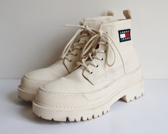 Ivory Canvas Ankle Boots // Tommy Hilfiger // Size 39-US 8,5 -UK 6 // Womens Ankle Boots