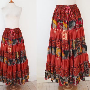 High Waisted Vtg. Boho Silk Skirt With Print In Muted Colors // Elastic Waist With Tieband // Size L // Made In India