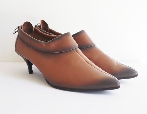 Bruin Zwart jaren 60 Vtg. Puntschoenen met vetereffect Apia