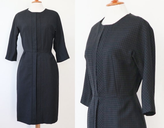 Cool 50s Vintage Dress // Tartan Print In Black A… - image 1