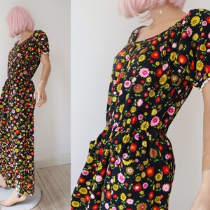 70s Maxi Dress With Flowers In Bright Colors image 10