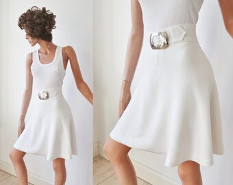 White 60s High Waisted Vtg. Skirt With Silver Buckle // Marceline Model // A-Line Skirt // Size XS/S