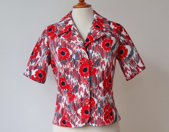 White 70s Vintage Top With Red Blue Pattern // Through - Etsy