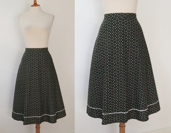 Green 70s Vtg. Skirt With Pink Dots And White Ede… - image 4