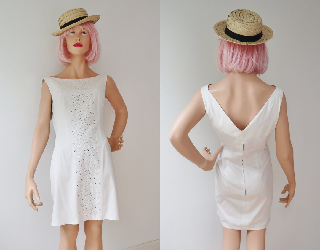 Bianco perla anni '60 Abito in pizzo sangallo // Modello