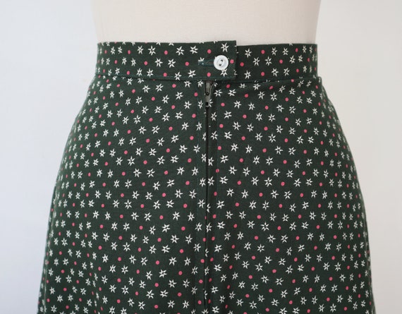 Green 70s Vtg. Skirt With Pink Dots And White Ede… - image 9