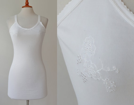 40s Rayon White Lingerie Top With Flower/Grape Sti